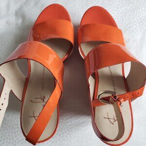 WEDGE 5" PLATFORM FRANCO SARTO ORANGE PATENT LEATHER SANDALS - SIZE 9